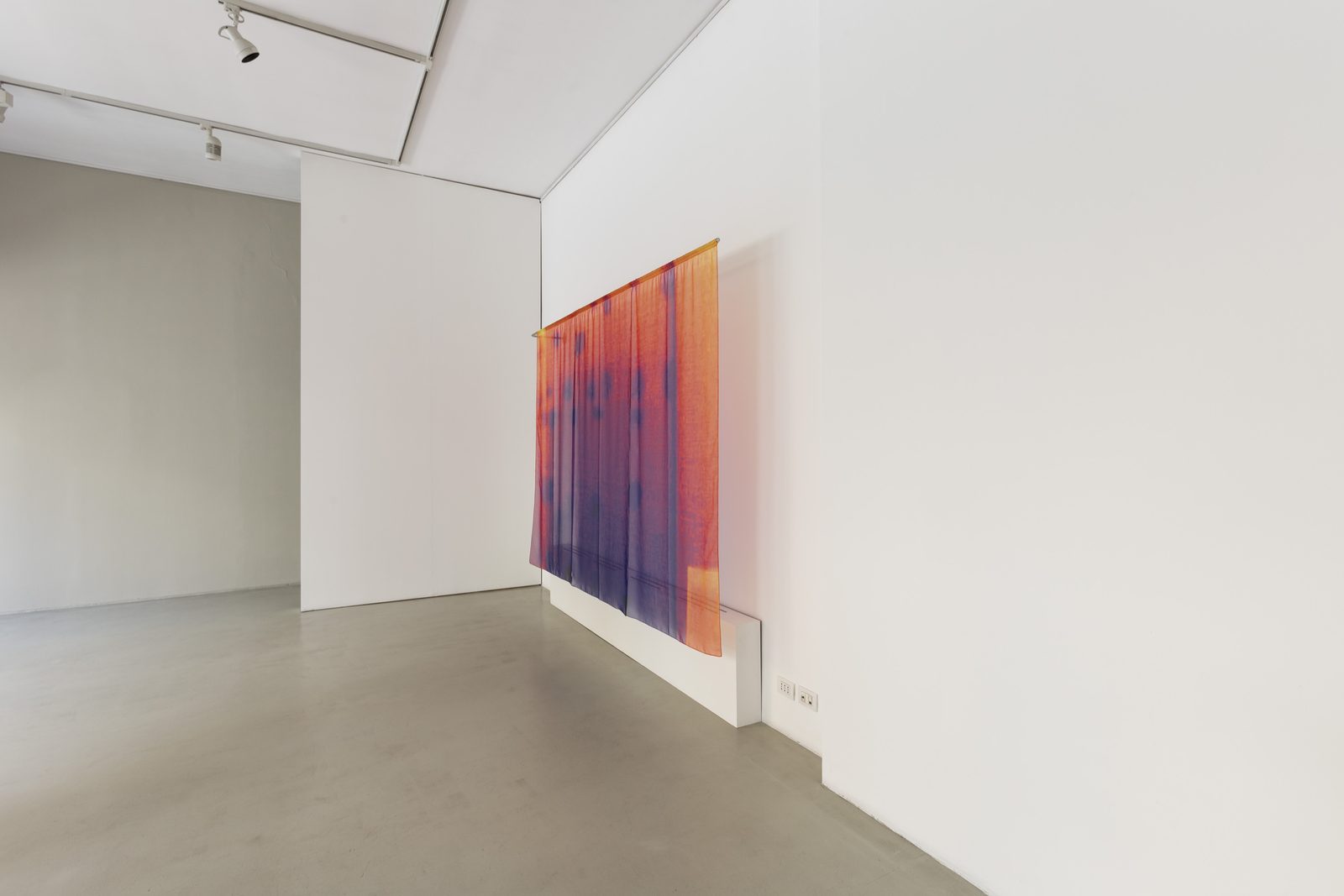 Una volta qui era tutta campagna, installation view, thermography print on transparent polyester fabric, 2017 — ph. Rui Wu